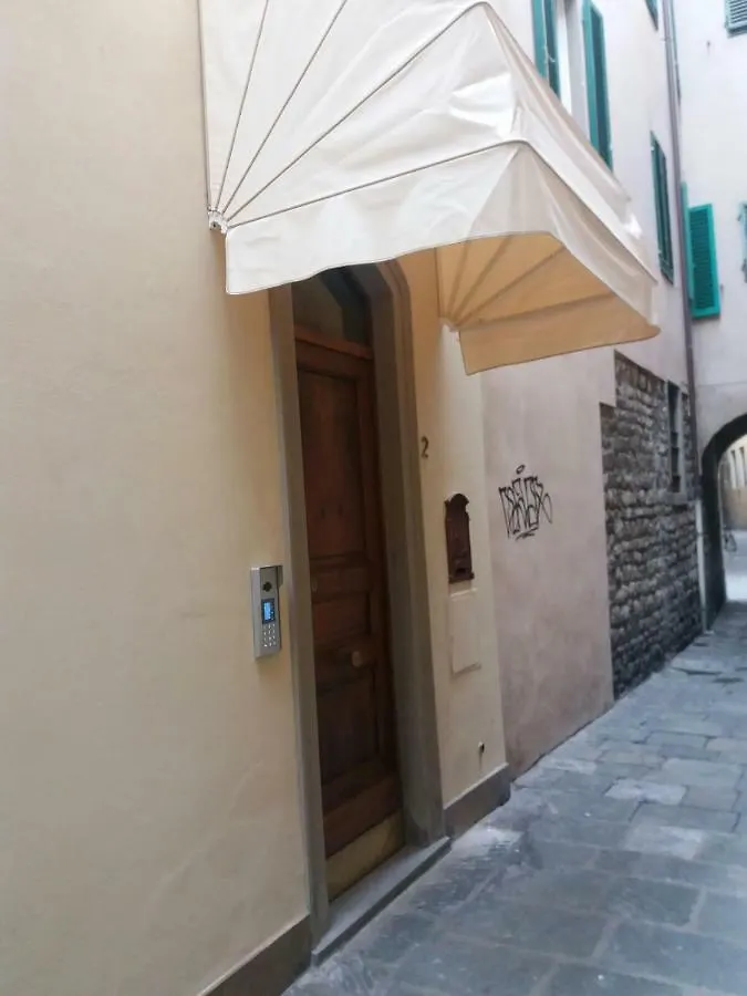 Hs4U The Chic Luxury Apartment Prato  Italy